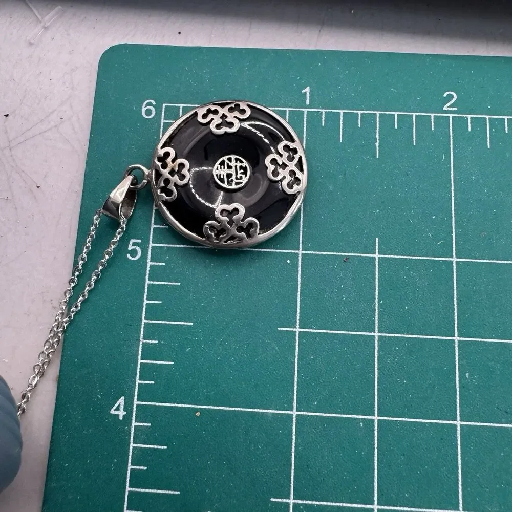 925 Italy Sterling Silver Onyx Donut Circle Necklace Chinese Characters 20”